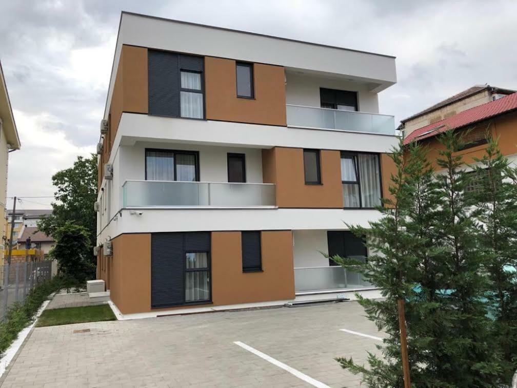 West Residence Apartments Τιμισοάρα Εξωτερικό φωτογραφία