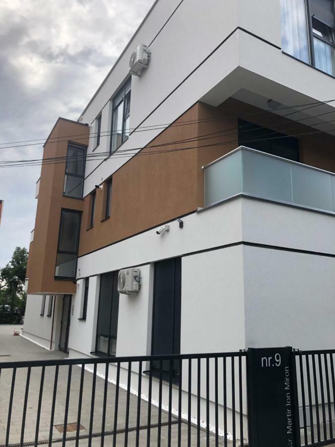 West Residence Apartments Τιμισοάρα Εξωτερικό φωτογραφία