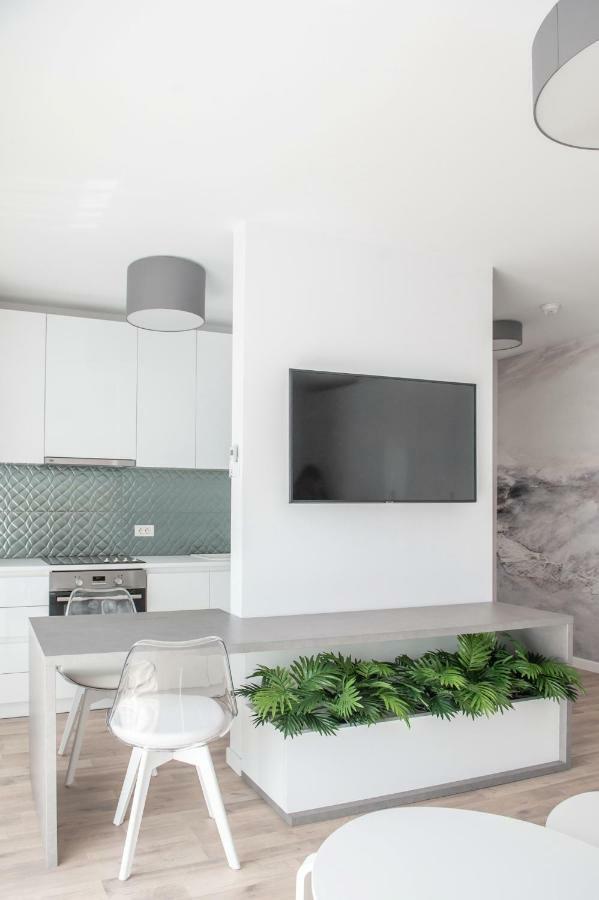 West Residence Apartments Τιμισοάρα Εξωτερικό φωτογραφία